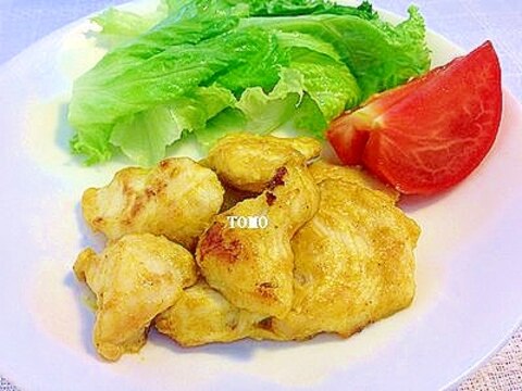 節約料理♪鶏胸肉の味噌カレーマヨ炒め